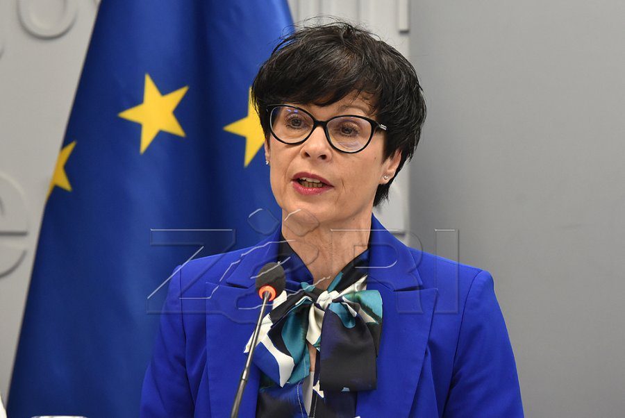 Komisionarja evropiane: Rruga e Serbisë drejt BE-së në vështirësi