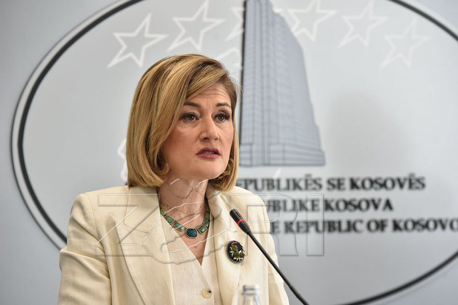 Ministrja e Industrisë, Mimoza Kusari-Lila uroi ish-krerët e UÇK-së të shpallen të pafajshëm