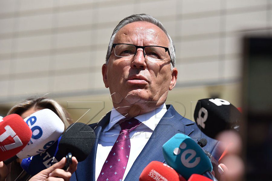 Bedri Hamza akuzon subjektet politike për thellimin e vakuumit institucional në Kosovë