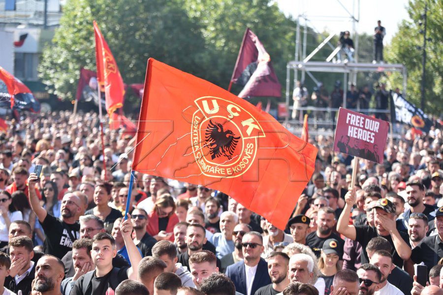 Sami Lushtaku kundër aktgjyqësorit në Hagë: UÇK-ja bëri luftë të drejtë dhe çlirimtare për Kosovën