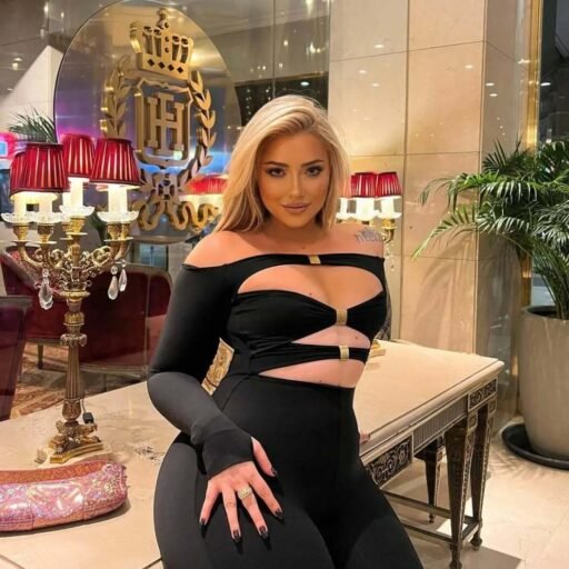 ronela hajati