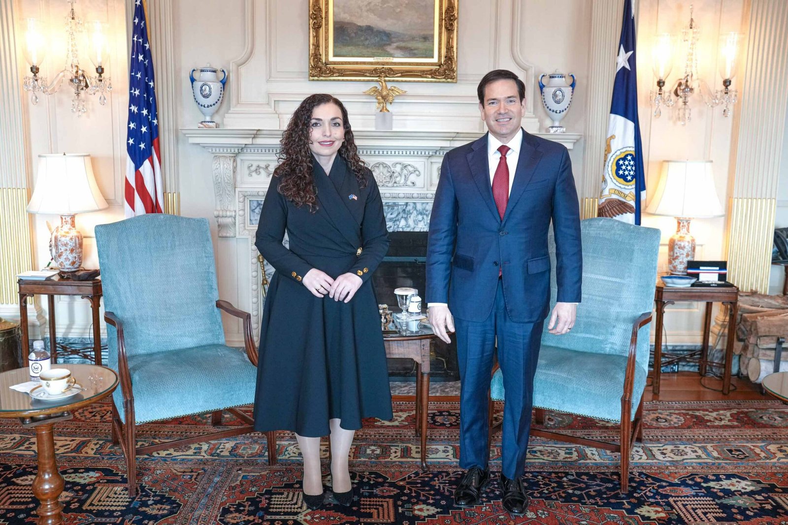 Sekretari amerikan i Shtetit takohet me Presidenten e Kosovës: Diskutimi për anëtarësimin në NATO