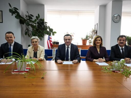 Lëvizja VETËVENDOSJE!, GUXO, ALTERNATIVA dhe PSHDK formalizojnë koalicionin politik