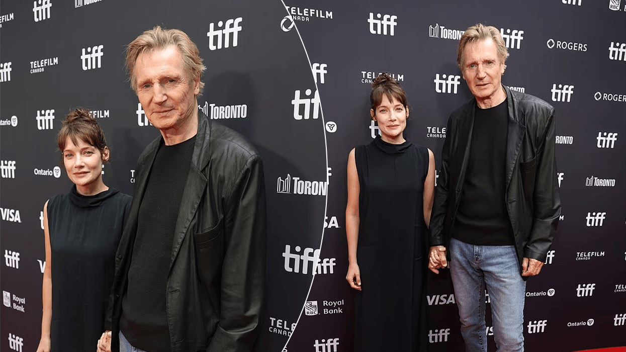 Liam Neeson dhe Stella Stocker zbulohen së bashku në premierën e filmit në Toronto