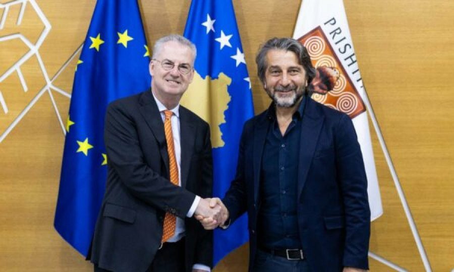 Ambasadori i BE-së takon Kryetarin e Prishtinës: Mbështetje për zhvillimin e kryeqytetit