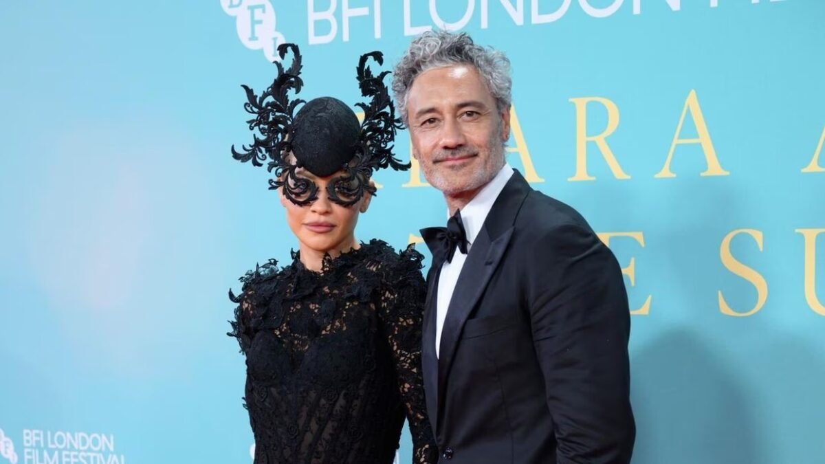 Taika Waititi Flet për Martesën me Rita Orën dhe Vështirësitë e Mungesës së Kohës së Bashkët