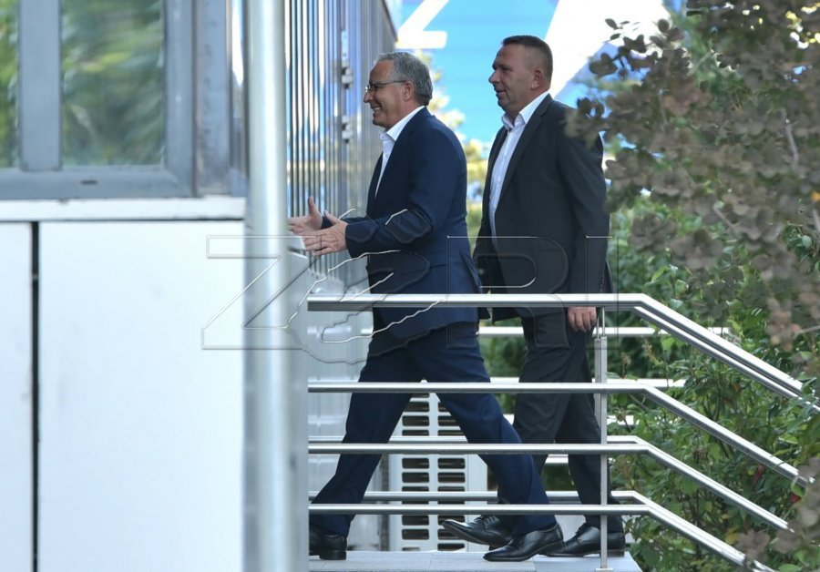 Takimi mes Albin Kurtit dhe Bedri Hamzës: Rëndësia e Zgjedhjes së Presidentit në Kosovë