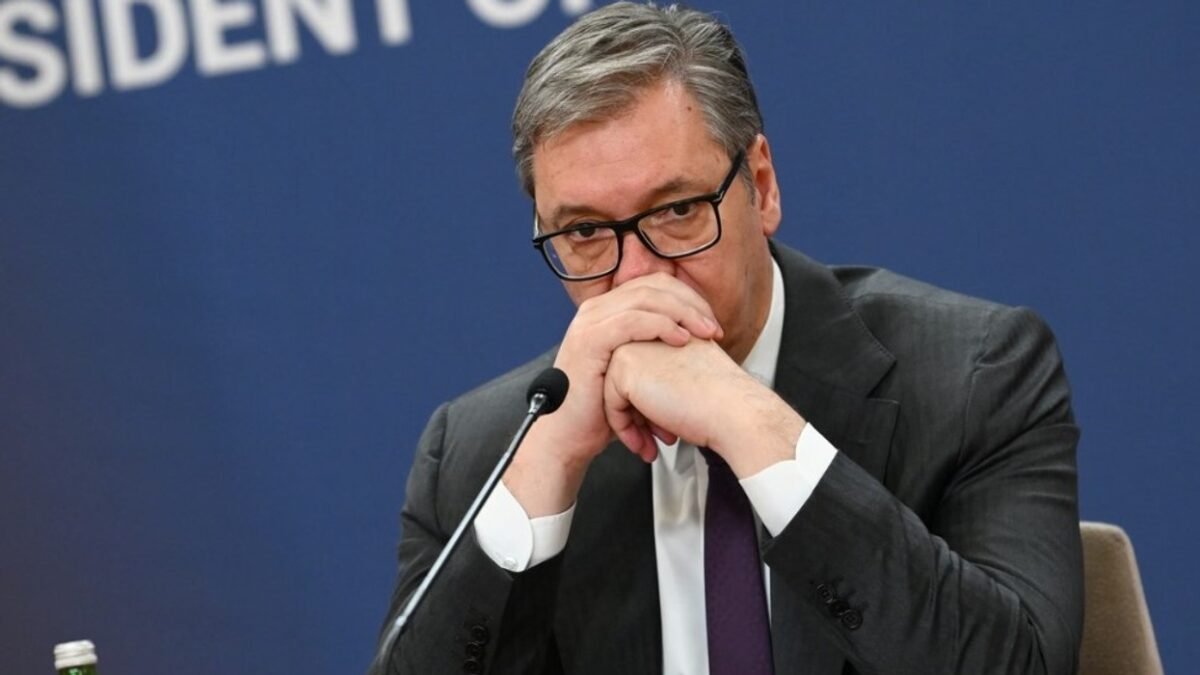 Sondazhi: Lista e Studentëve në Serbi Kryeson përpara Zgjedhjeve